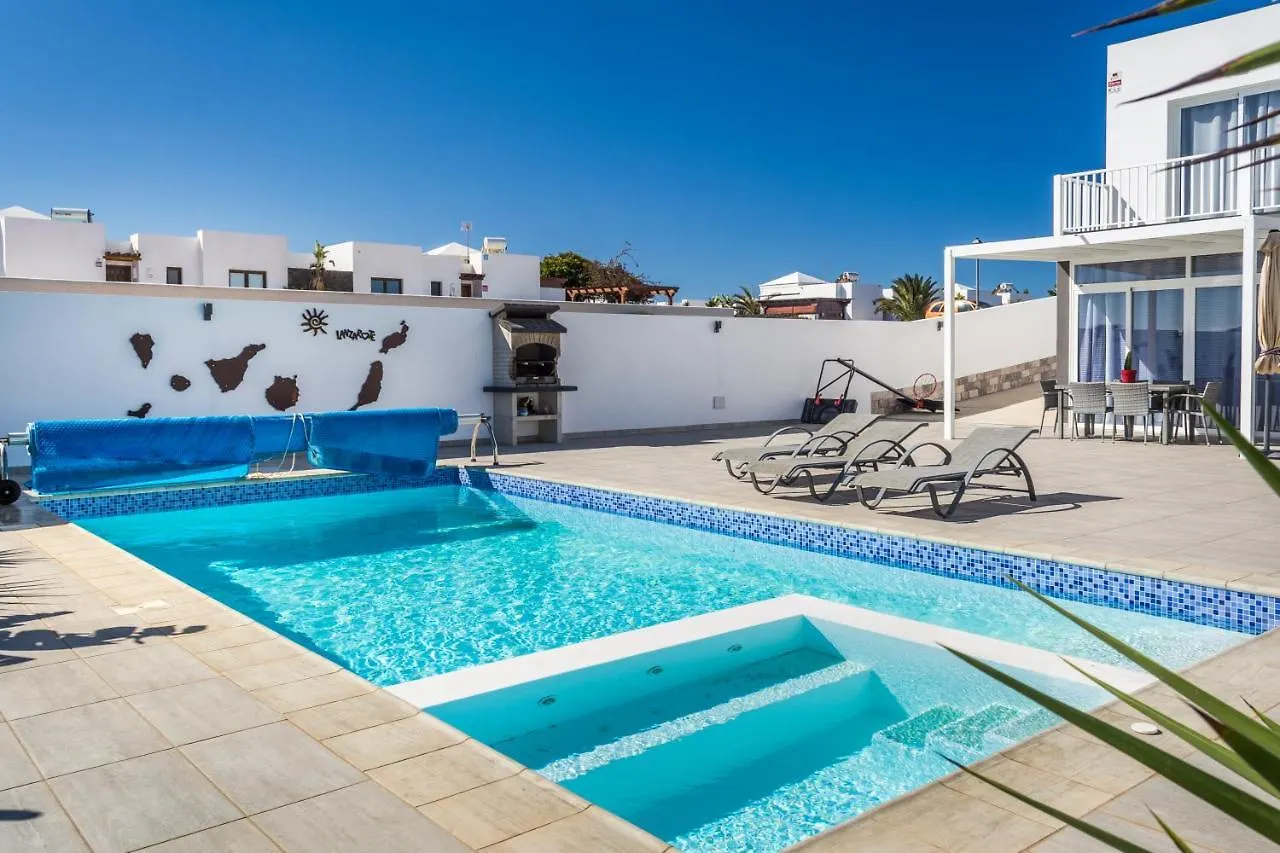 Villa Carol Playa Blanca