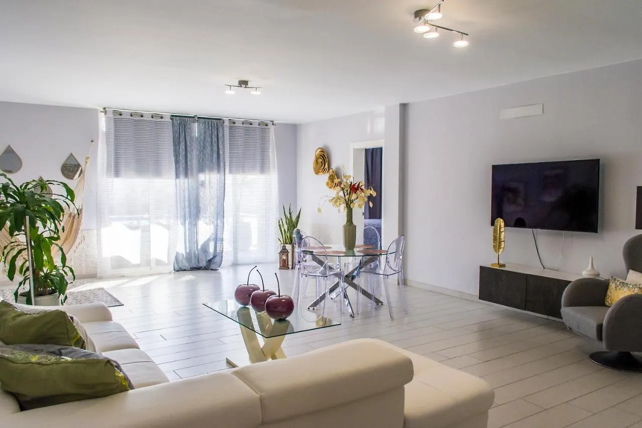 Villa Carol Playa Blanca